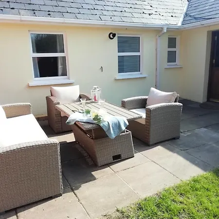 Bovinda - By The Beach, Bettystown